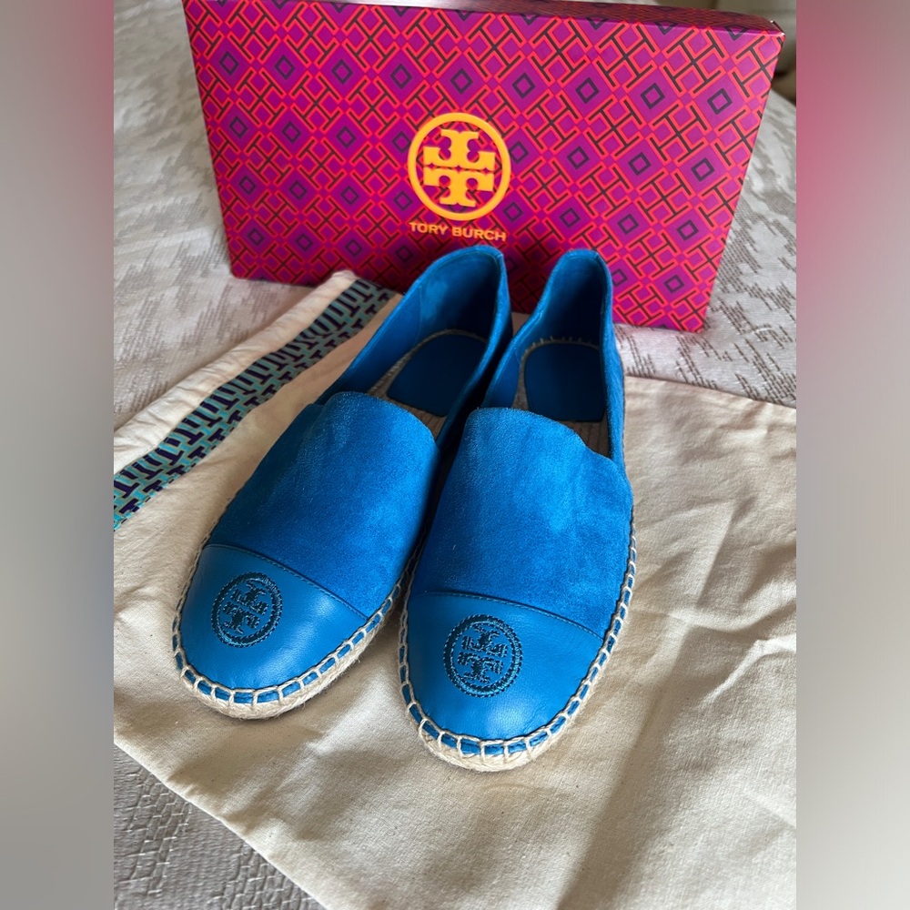 Tory Burch Block Flat Espadrilles – Blue Suede/Leather – Size 8 – Preloved